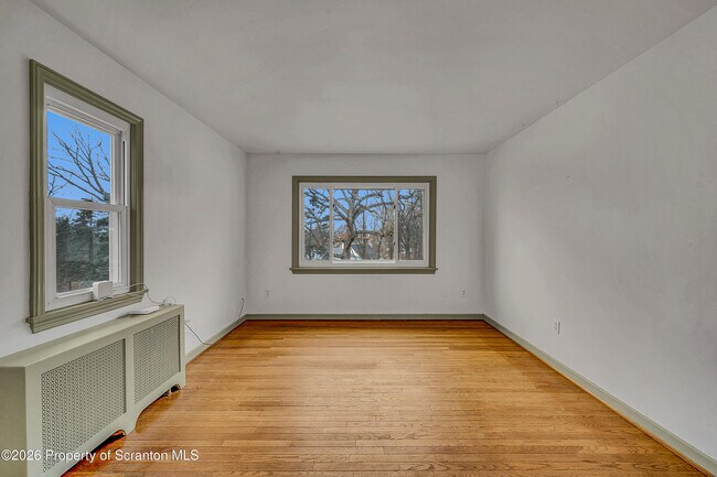 Building Photo - 123 William St