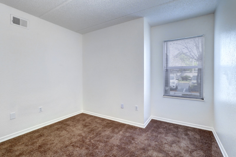 Building Photo - 2675 50th Ave N