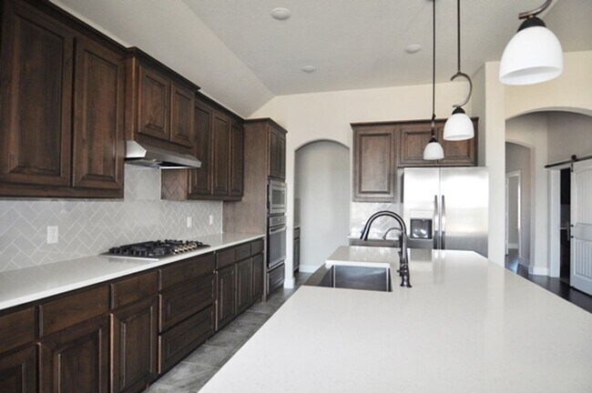 Building Photo - Fantastic 4-3-3 in Weatherford, Azle ISD!