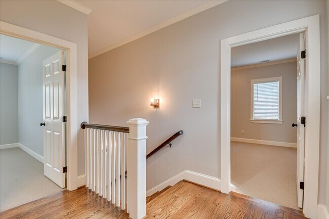 Building Photo - 106 Hornsby Ln
