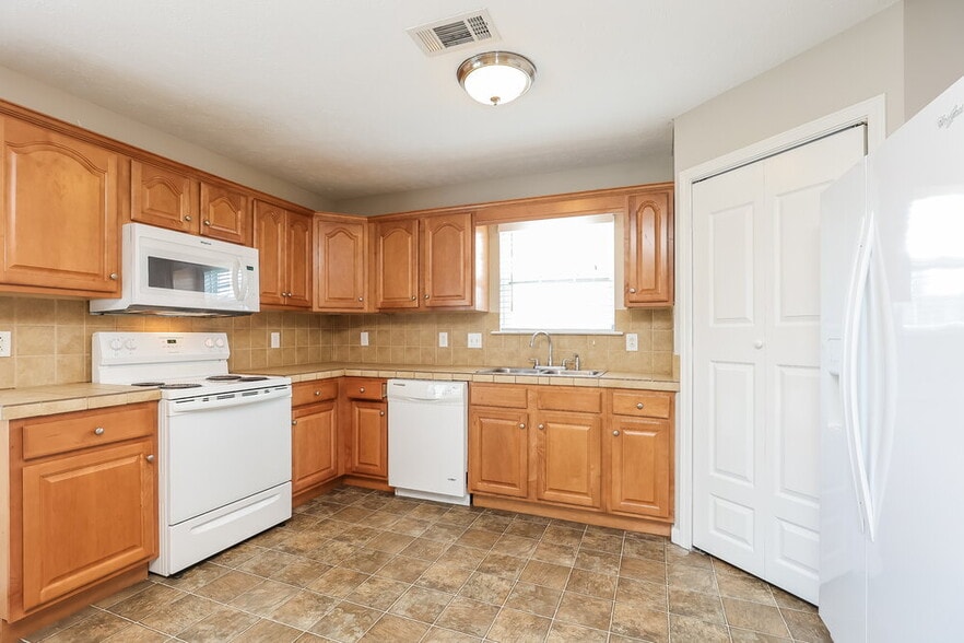 Building Photo - 1443 Antebellum Dr