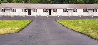 Building Photo - Come Check Out These Newly Renovated 1 Bed...