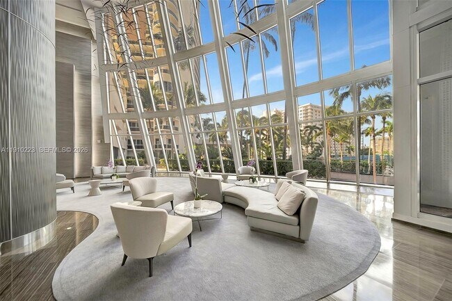 Building Photo - 1830 S Ocean Dr