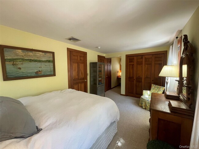 Building Photo - 106 Laurel Ln