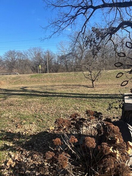 Building Photo - 13810 Byars Rd