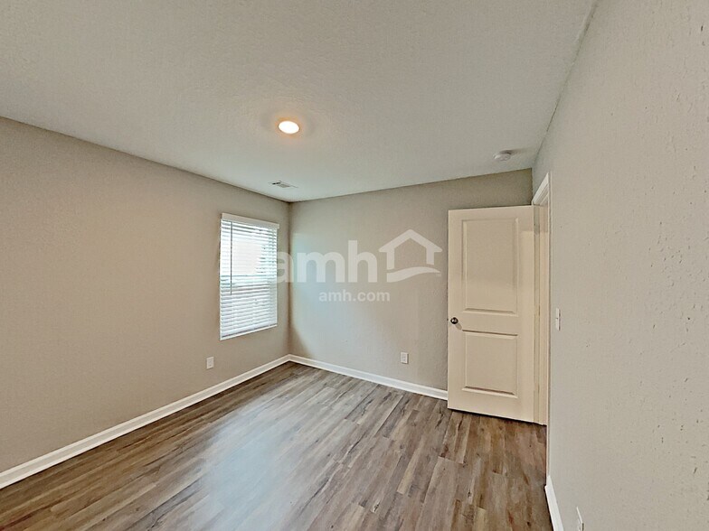 Building Photo - 4875 Bridle Path