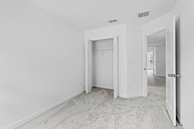 Building Photo - 698 NW 126th Terrace