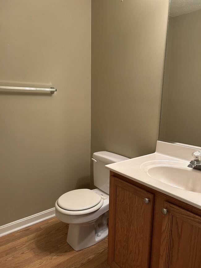 Building Photo - 46891 Bryan Rd