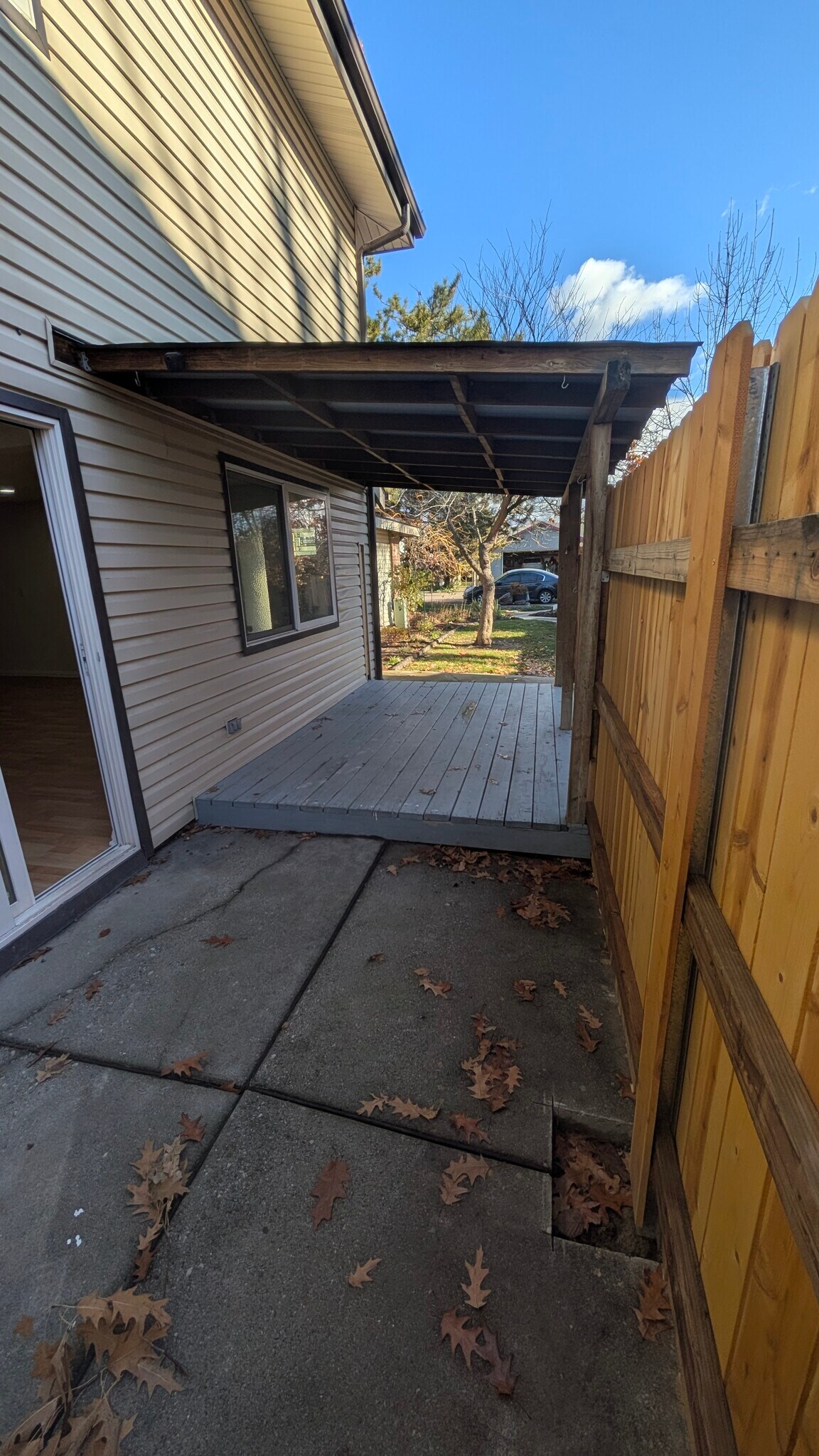 Building Photo - 2125 S Division Ave