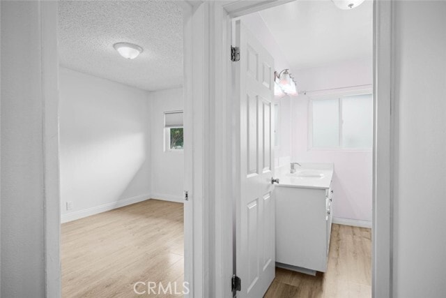 Building Photo - 10515 Valjean Ave