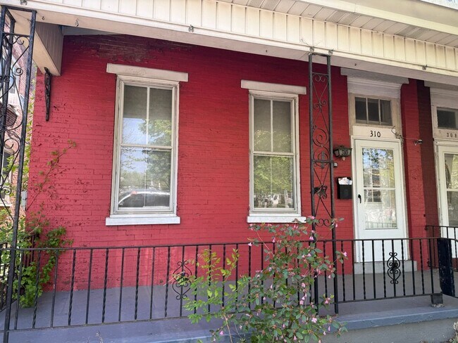 Building Photo - Beautiful Victorian Rowhome with Modern Updates – Available Now!