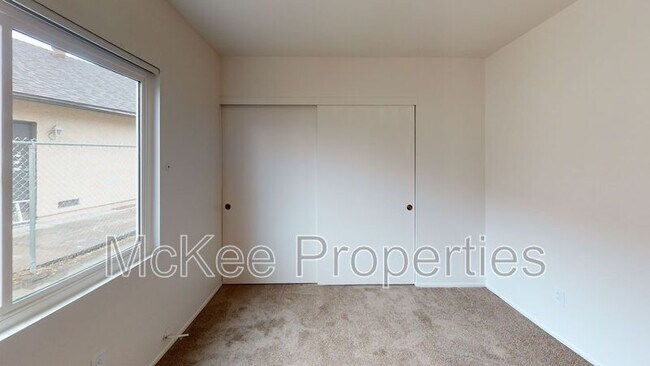Building Photo - 5895 Alta Vista Ave