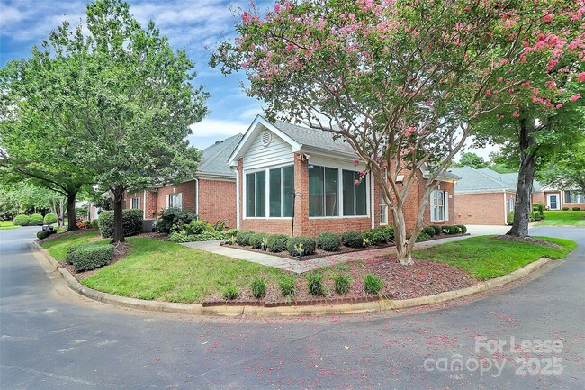 Building Photo - 11357 Olde Turnbury Ct