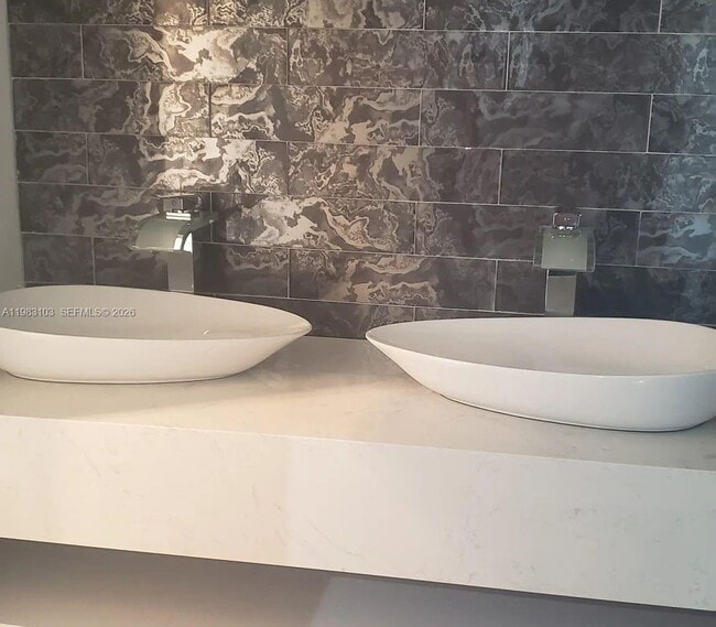 Building Photo - 412 NW 72nd St