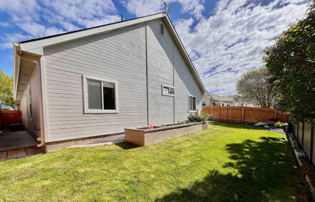 Building Photo - Beautiful home in Eagle available soon!