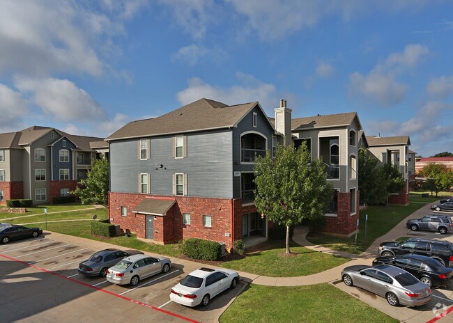 Building Photo - Park at Sycamore