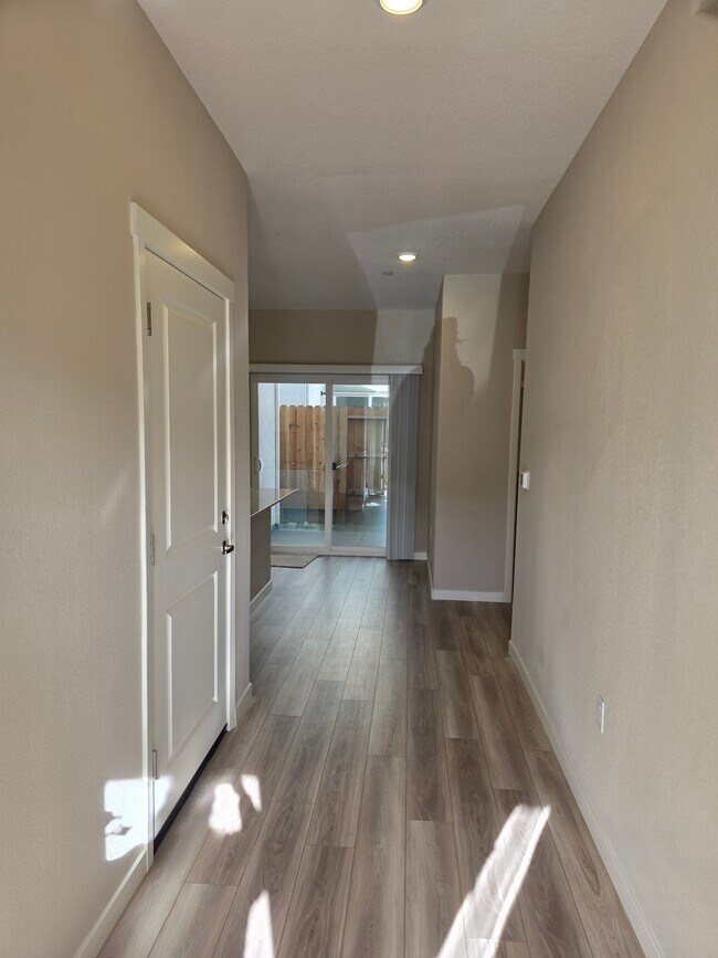 Building Photo - 2954 Pulp Ml Ln