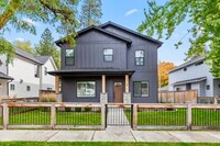 Building Photo - Beautiful home in downtown Coeur d'Alene