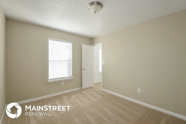 Building Photo - 11487 Coral Canyon