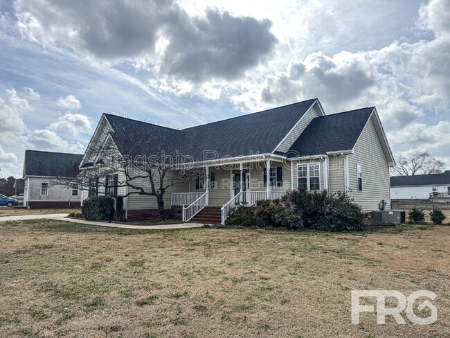 Building Photo - 115 Remount Rd