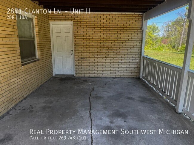 Building Photo - 2841 Clanton Ln