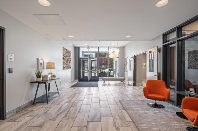 Building Photo - 740 Portland Ave