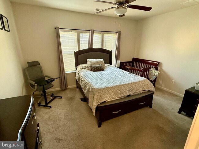 Building Photo - 7515 Mundell Rd