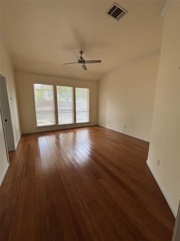 Building Photo - 2412 Tivoli Dr