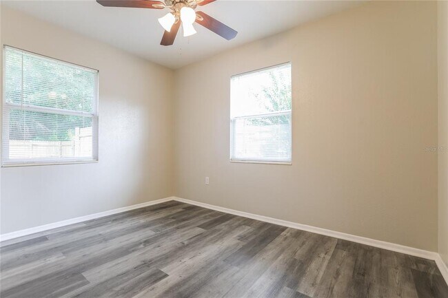 Building Photo - 250 N Shade Ave