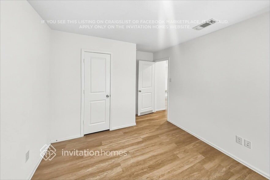 Building Photo - 22276 Stoney Ravine Dr