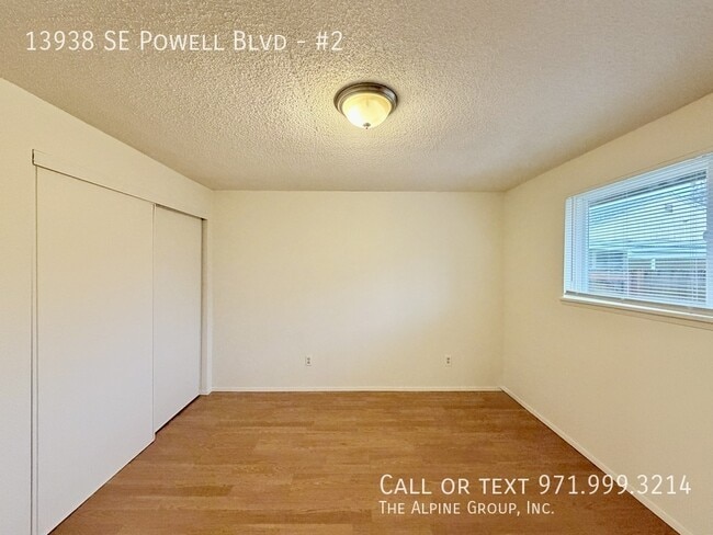 Building Photo - 13938 SE Powell Blvd