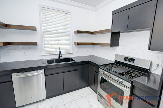 Building Photo - 4502 W 11800 S