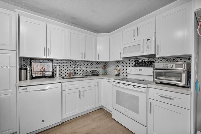 Building Photo - 7309 NW 62nd St