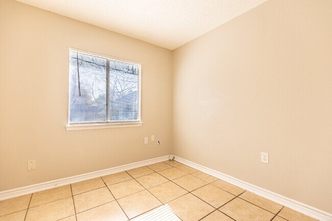 Building Photo - 9614 South Bend