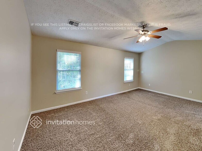 Building Photo - 1055 Crabapple Lake Cir