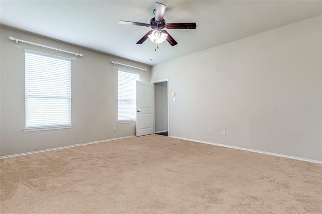Building Photo - 216 Rugby Ln