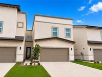 Building Photo - 2212 Corales St