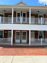 Building Photo - 211 W G St
