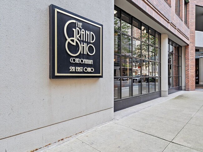 Building Photo - 211 E Ohio St