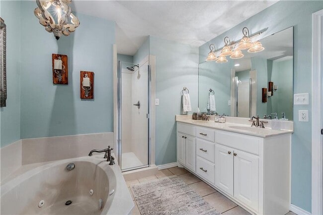 Building Photo - Beautiful 3 Bed, 2 Bath in Castlegate