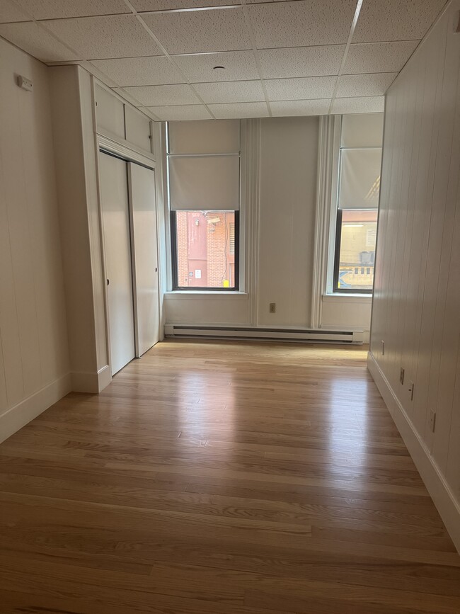 Building Photo - 274 Newbury St
