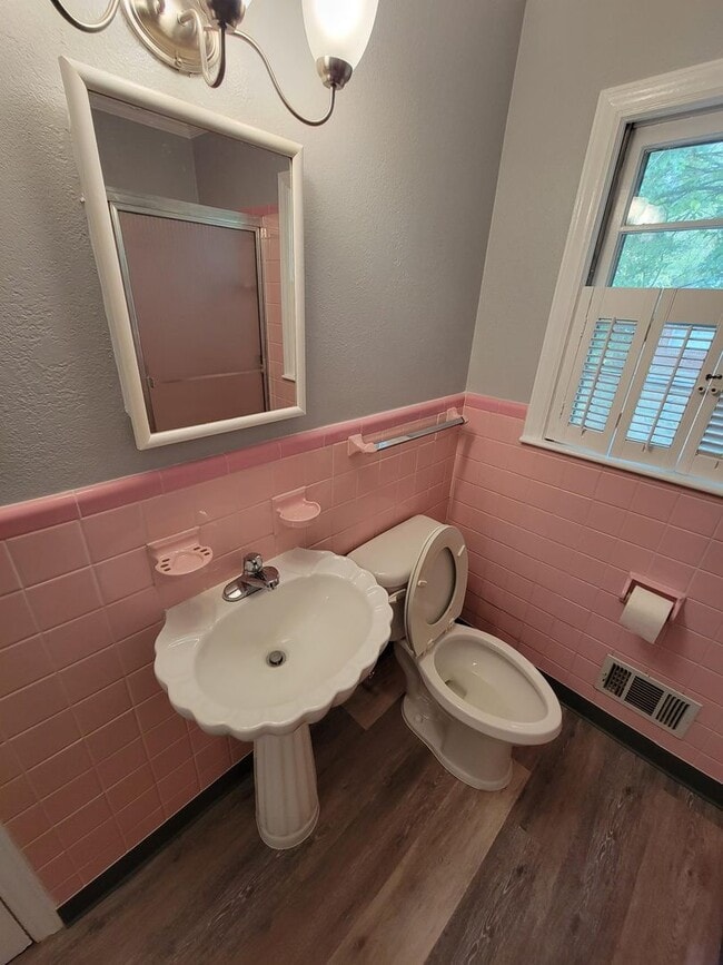 Building Photo - Spacious 3 Bed, 2 Bath Home in Graham, NC ...