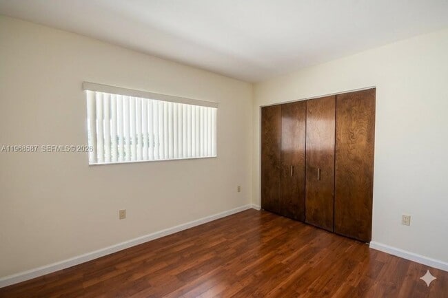 Building Photo - 2780 SW 33rd Ave