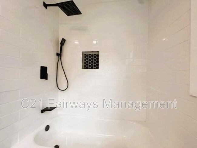 Building Photo - 1218 Rodgers St