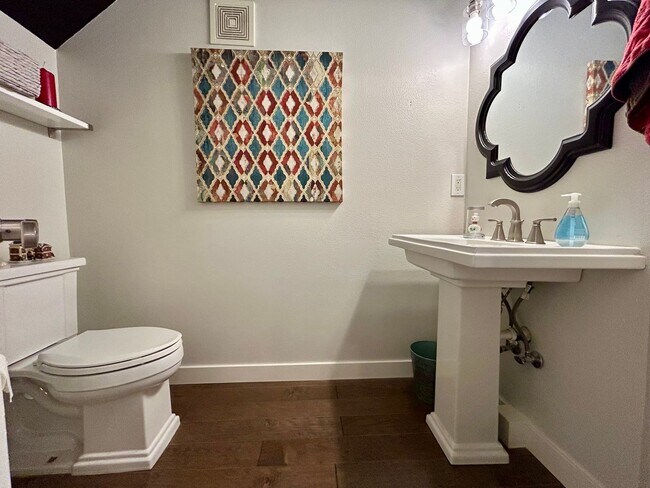 Building Photo - Welcome to your new home!