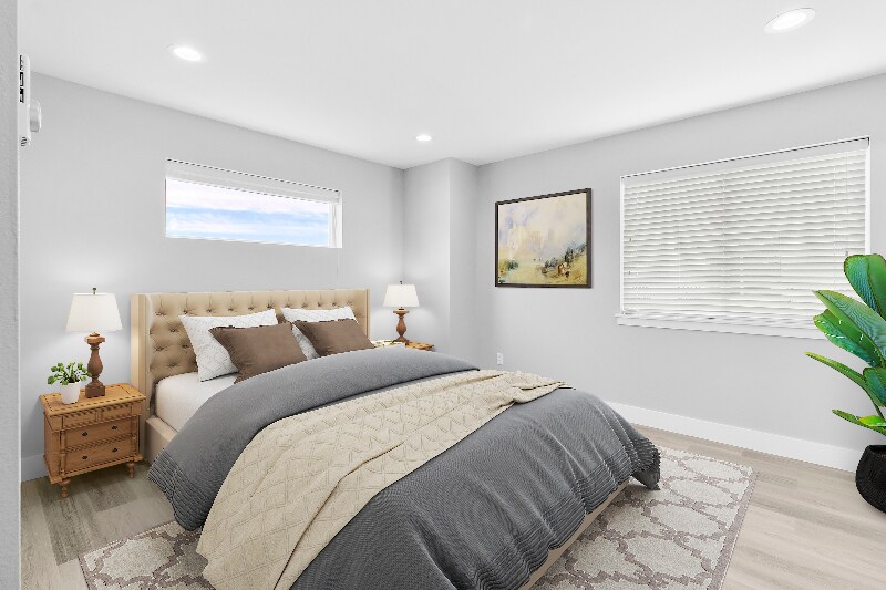 Building Photo - 5726 Sterling Ave