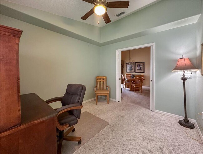 Building Photo - 1139 Hawkslade Ct