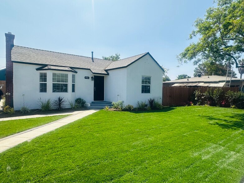 Building Photo - 9716 Felton Ave