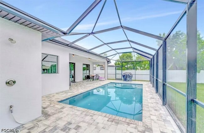 Building Photo - 3222 SW Santa Barbara Pl