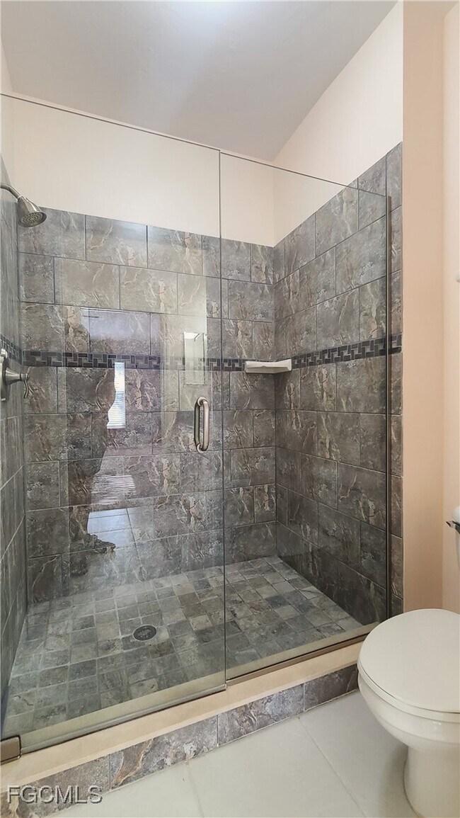 Building Photo - 14571 Daffodil Dr